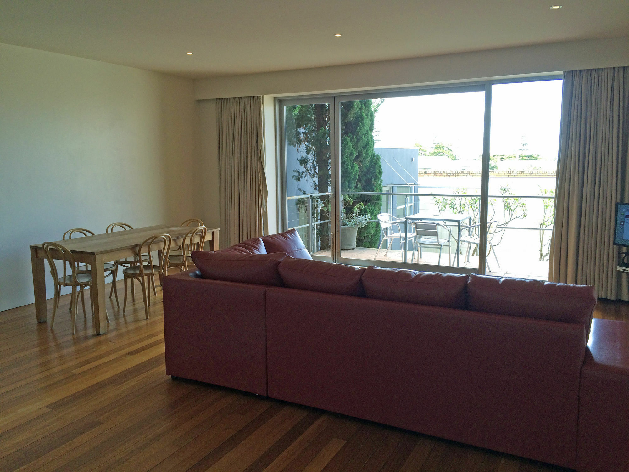 Phoenix Apartments 론 외부 사진